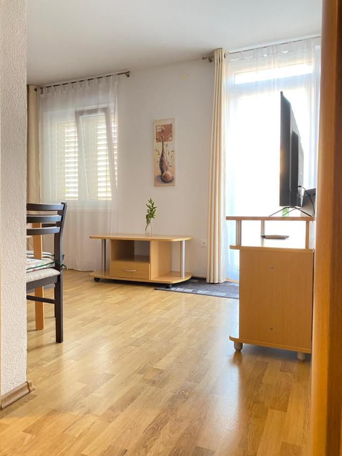 D.O.O. Yury Apartment Трогир Экстерьер фото