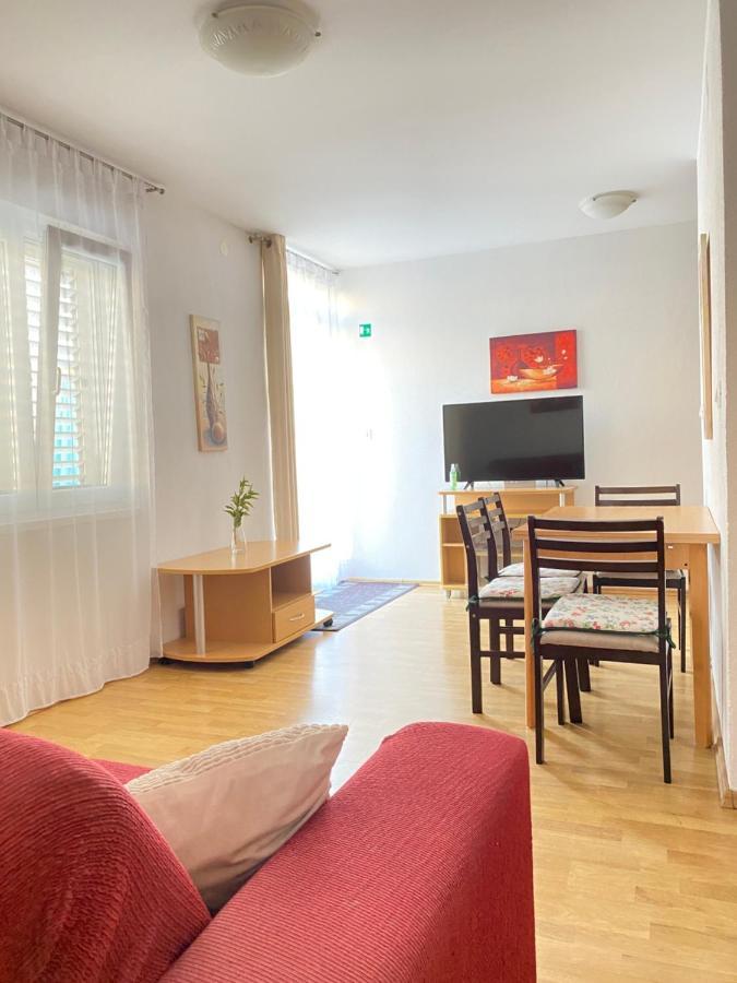 D.O.O. Yury Apartment Трогир Экстерьер фото
