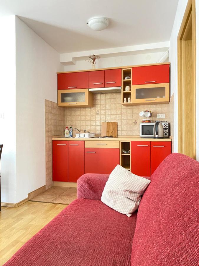 D.O.O. Yury Apartment Трогир Экстерьер фото