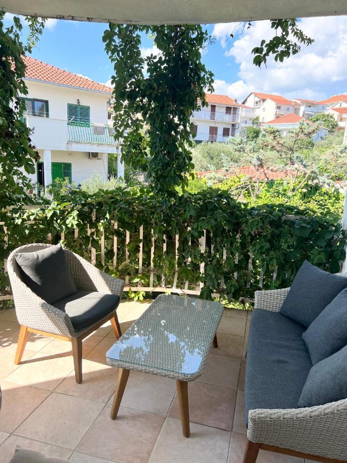 D.O.O. Yury Apartment Трогир Экстерьер фото